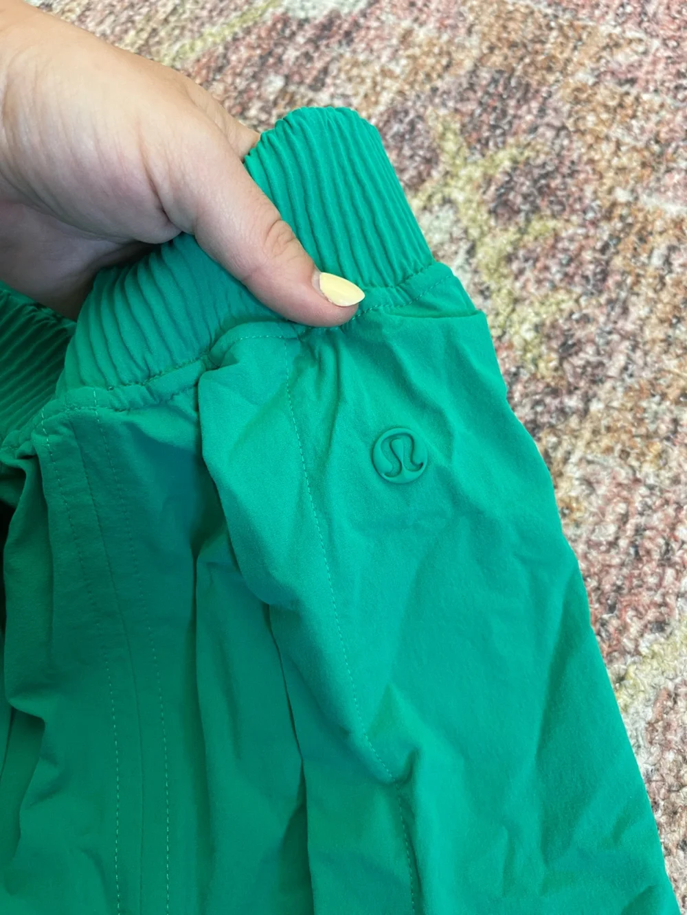 Lululemon Stretch Woven Relaxed-Fit High-Rise Short 4